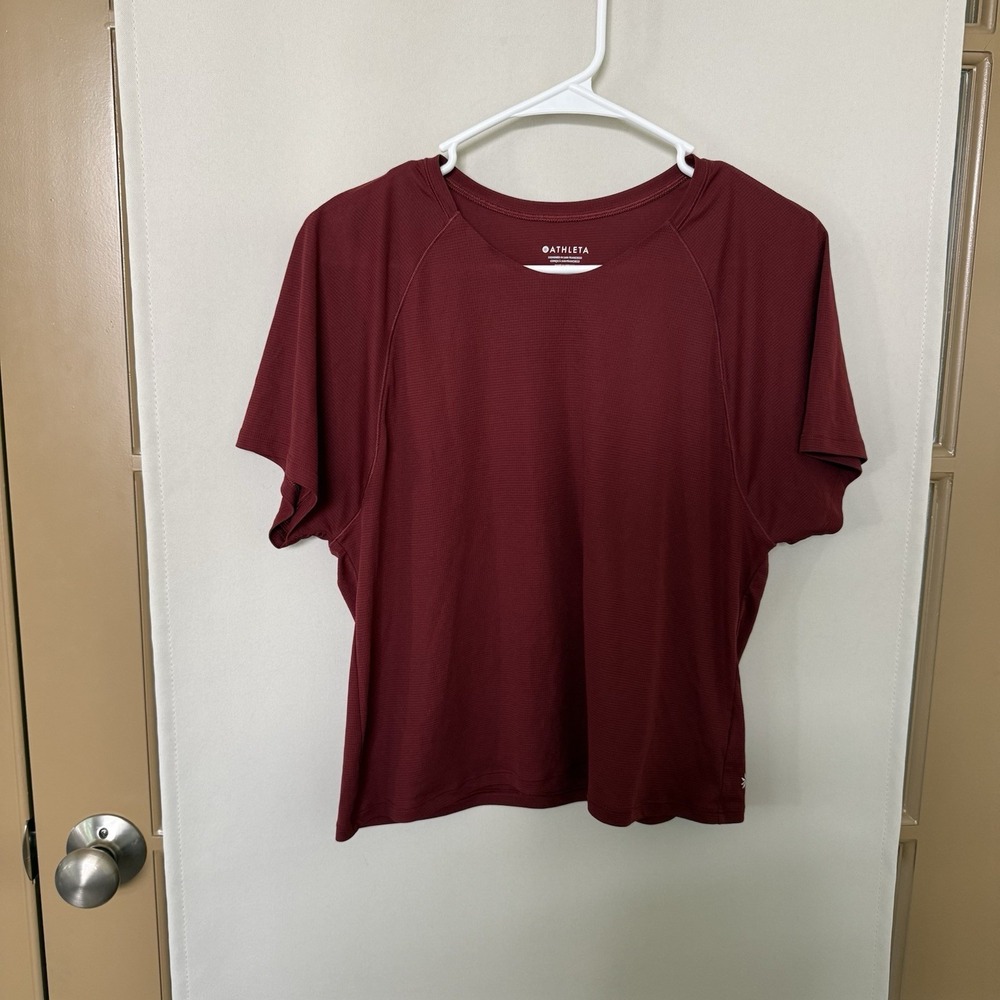 Athleta Womens Medium Dark Red/Maroon Short Sleeve Crop Work Out TShirt Gym Yoga